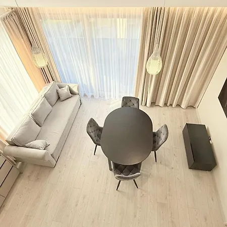 Poilsis Ajeruose Apartment *